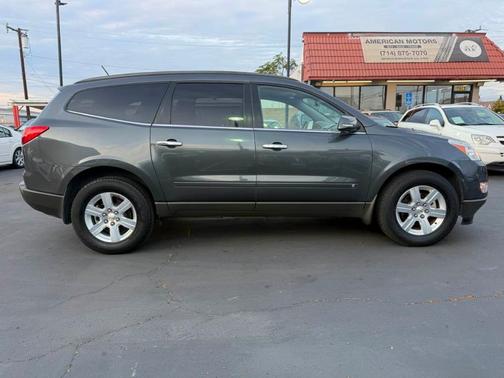 2010 Chevrolet Traverse LT