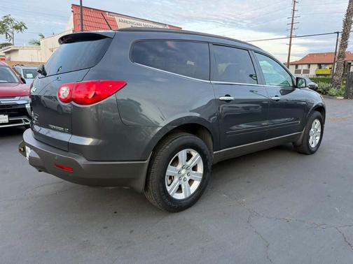 2010 Chevrolet Traverse LT