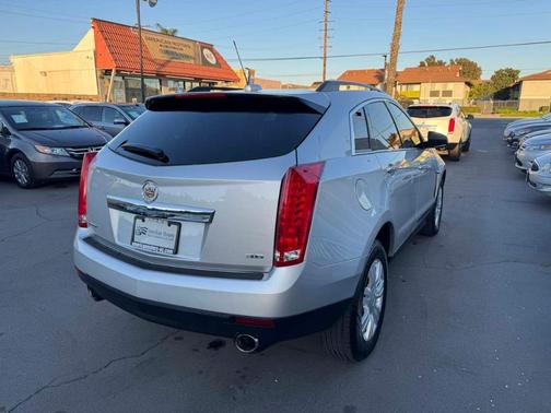 2016 Cadillac SRX Standard
