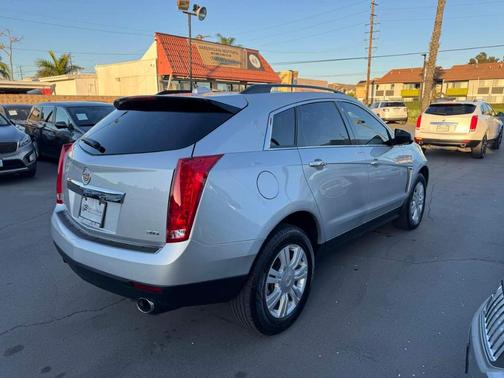 2016 Cadillac SRX Standard