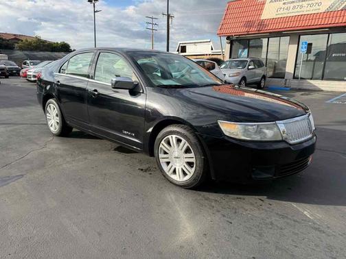 2006 Lincoln Zephyr Base (100B)