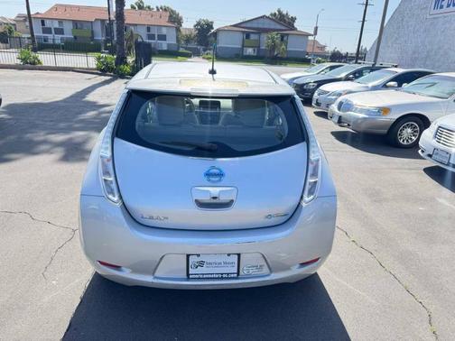 2012 Nissan Leaf SL