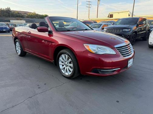 2014 Chrysler 200 Touring