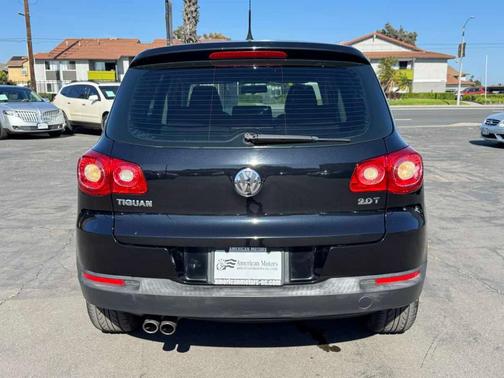 2010 Volkswagen Tiguan S
