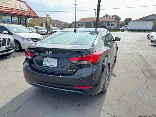 2015 Hyundai ELANTRA Limited