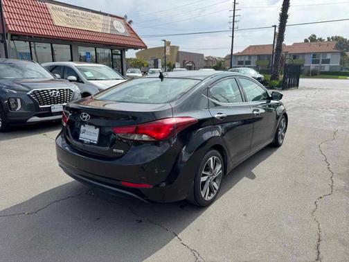 2015 Hyundai ELANTRA Limited