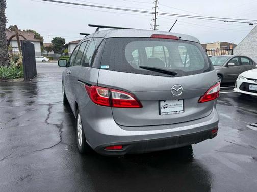 2014 Mazda Mazda5 Sport