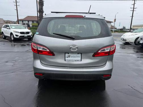 2014 Mazda Mazda5 Sport