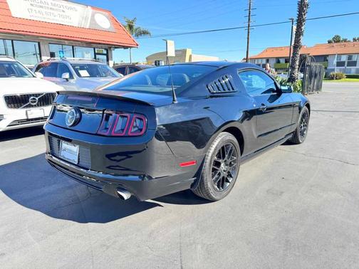 2014 Ford Mustang V6