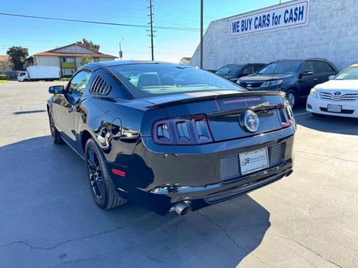 2014 Ford Mustang V6