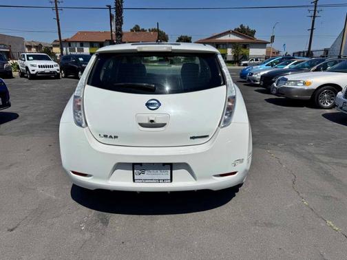 2016 Nissan Leaf SL