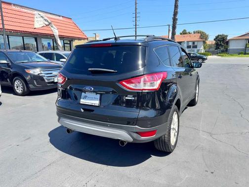 Tuxedo Black 2013 Ford Escape SE