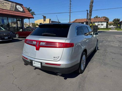 2012 Lincoln MKT EcoBoost