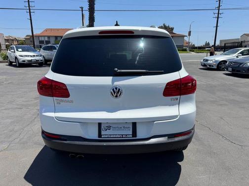 2016 Volkswagen Tiguan SE