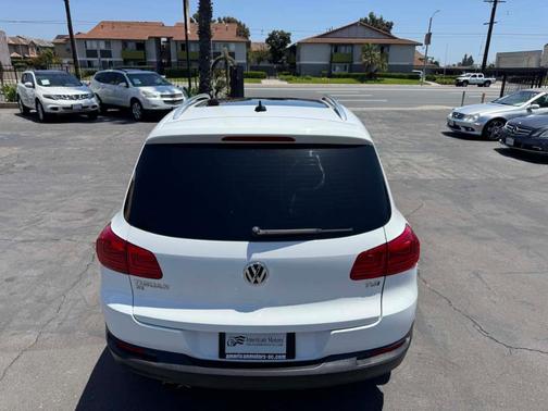 2016 Volkswagen Tiguan SE