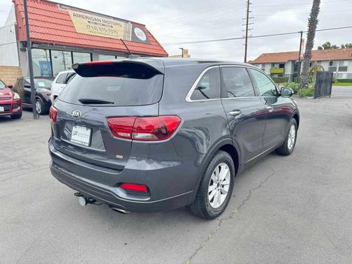 2019 Kia Sorento LX