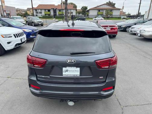 2019 Kia Sorento LX