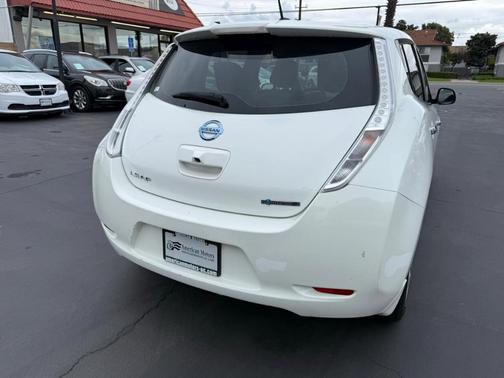 2015 Nissan Leaf S