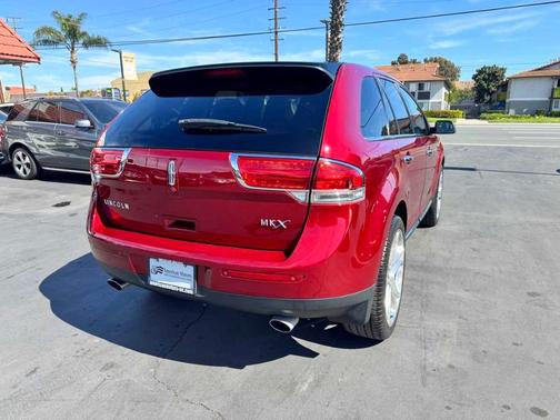 2014 Lincoln MKX Base