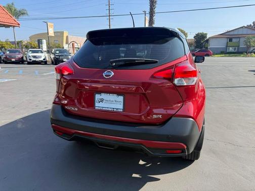 2018 Nissan Kicks SR