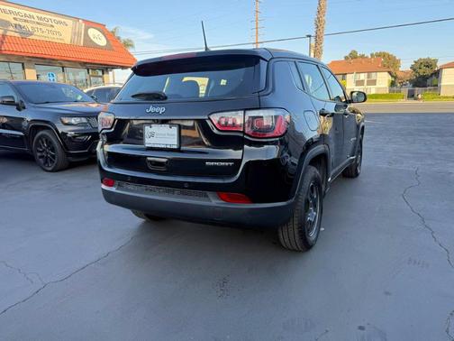2018 Jeep Compass Sport