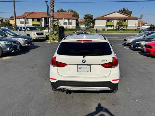 Mineral White Metallic 2014 BMW X1 sDrive28i