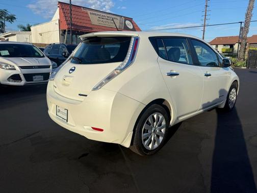 2016 Nissan Leaf S