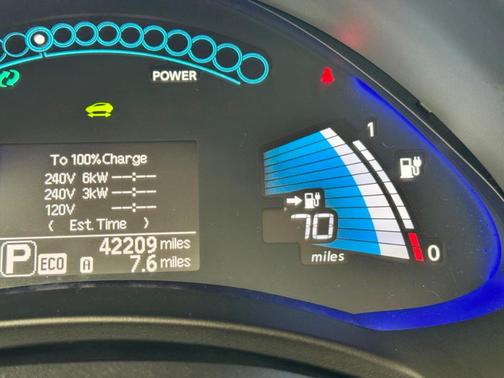 2016 Nissan Leaf S
