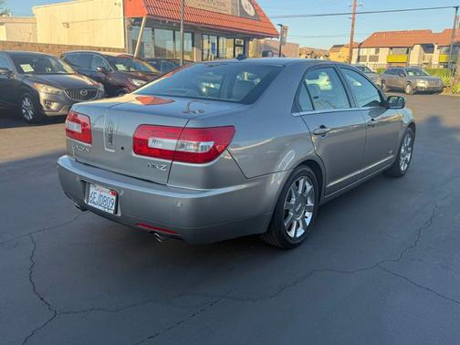 2008 Lincoln MKZ Base