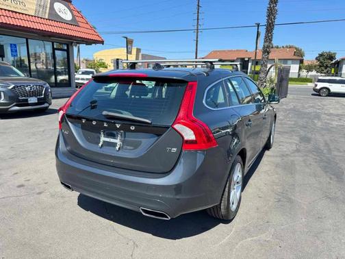 2015 Volvo V60 T5 Premier