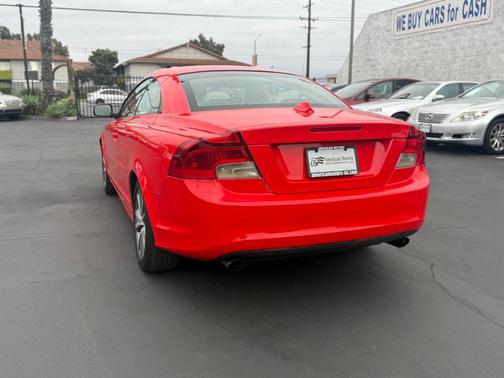 2011 Volvo C70 T5