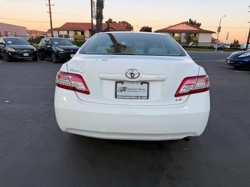 2011 Toyota Camry LE