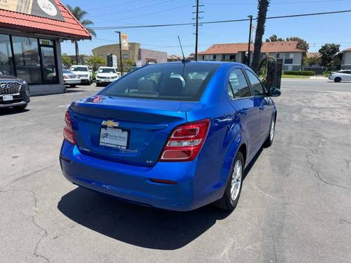 2017 Chevrolet Sonic LT