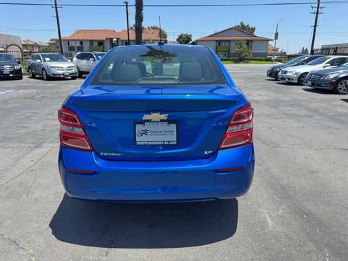 2017 Chevrolet Sonic LT