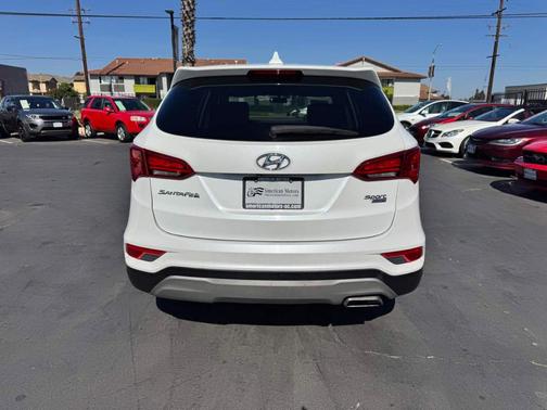 Frost White Pearl 2017 Hyundai Santa Fe Sport 2.4L