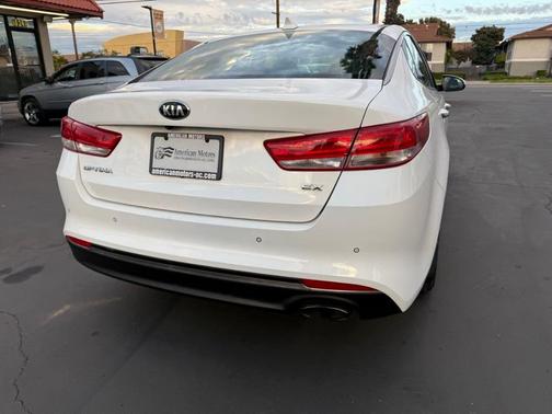 2018 Kia Optima EX