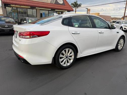 2018 Kia Optima EX