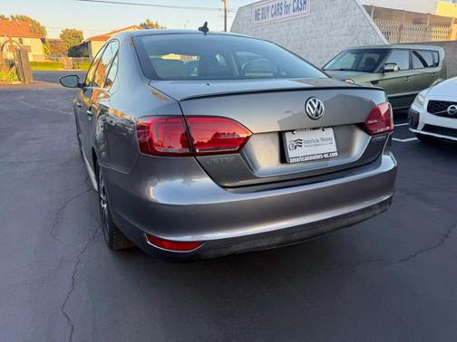 2013 Volkswagen Jetta Hybrid SEL Premium