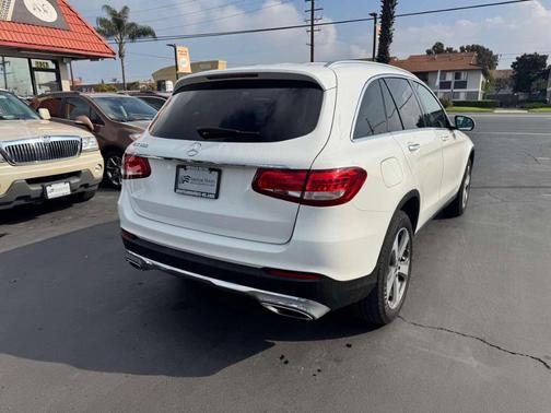 2018 Mercedes-Benz GLC 300 Base