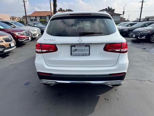 2018 Mercedes-Benz GLC 300 Base