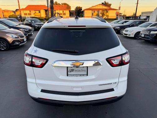 2016 Chevrolet Traverse LS