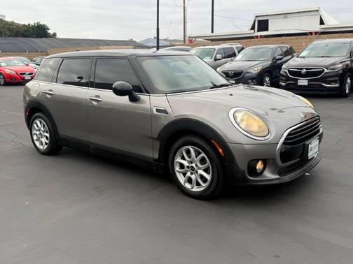 2018 MINI Clubman Cooper