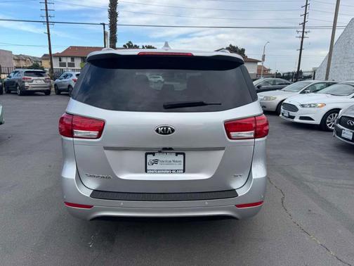 2017 Kia Sedona SX