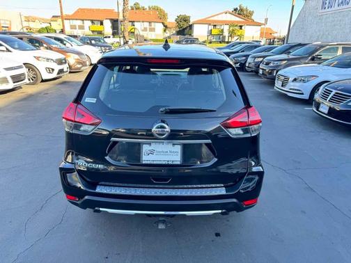 2019 Nissan Rogue S
