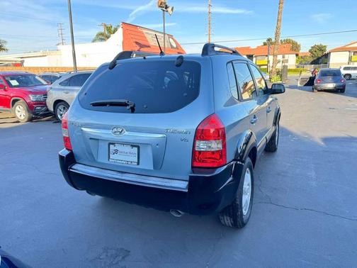 2005 Hyundai TUCSON LX