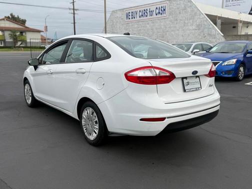 2015 Ford Fiesta S