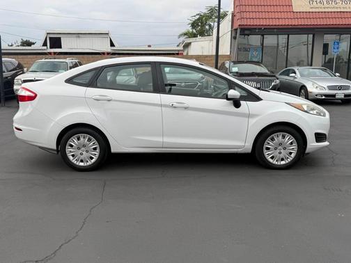 2015 Ford Fiesta S