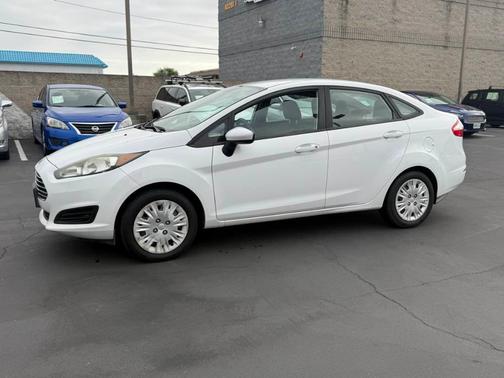 2015 Ford Fiesta S
