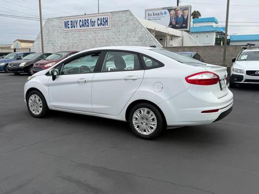 2015 Ford Fiesta S