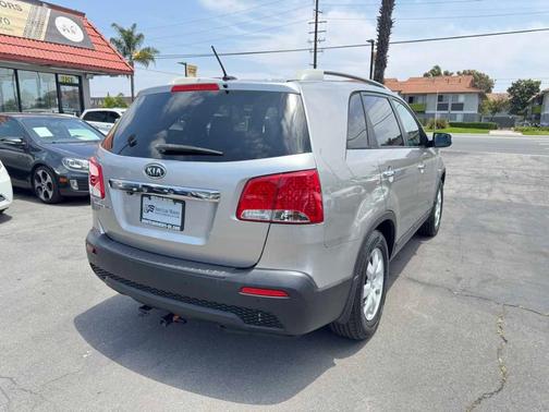 2013 Kia Sorento LX